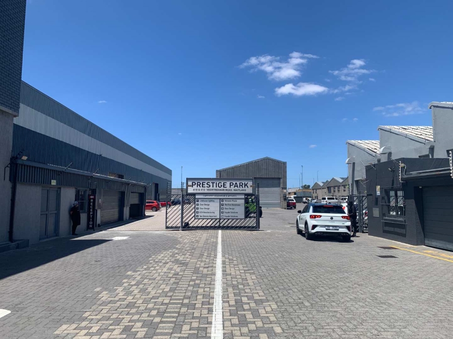 To Let commercial Property for Rent in Maitland Western Cape